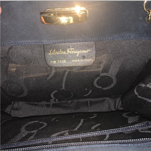 Salvatore Ferragamo Shoulder Bag - Picture 3 of 5